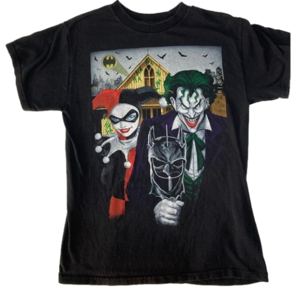 DC COMICS ORIGINALS JOKER + HQ BLACK T-SHIRT - Size Medium